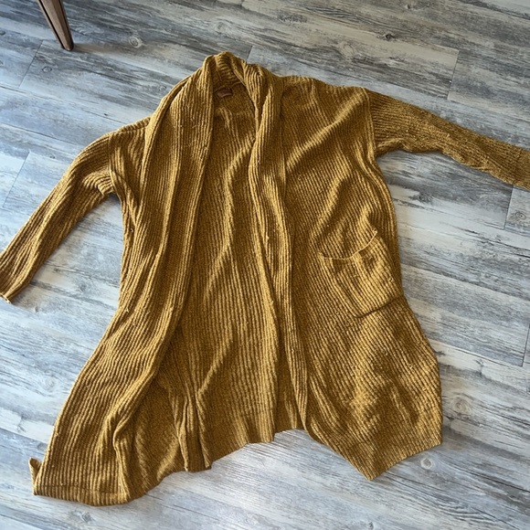 Knee Length Mustard Yellow Knit Cardigan Oversized - Picture 1 of 5